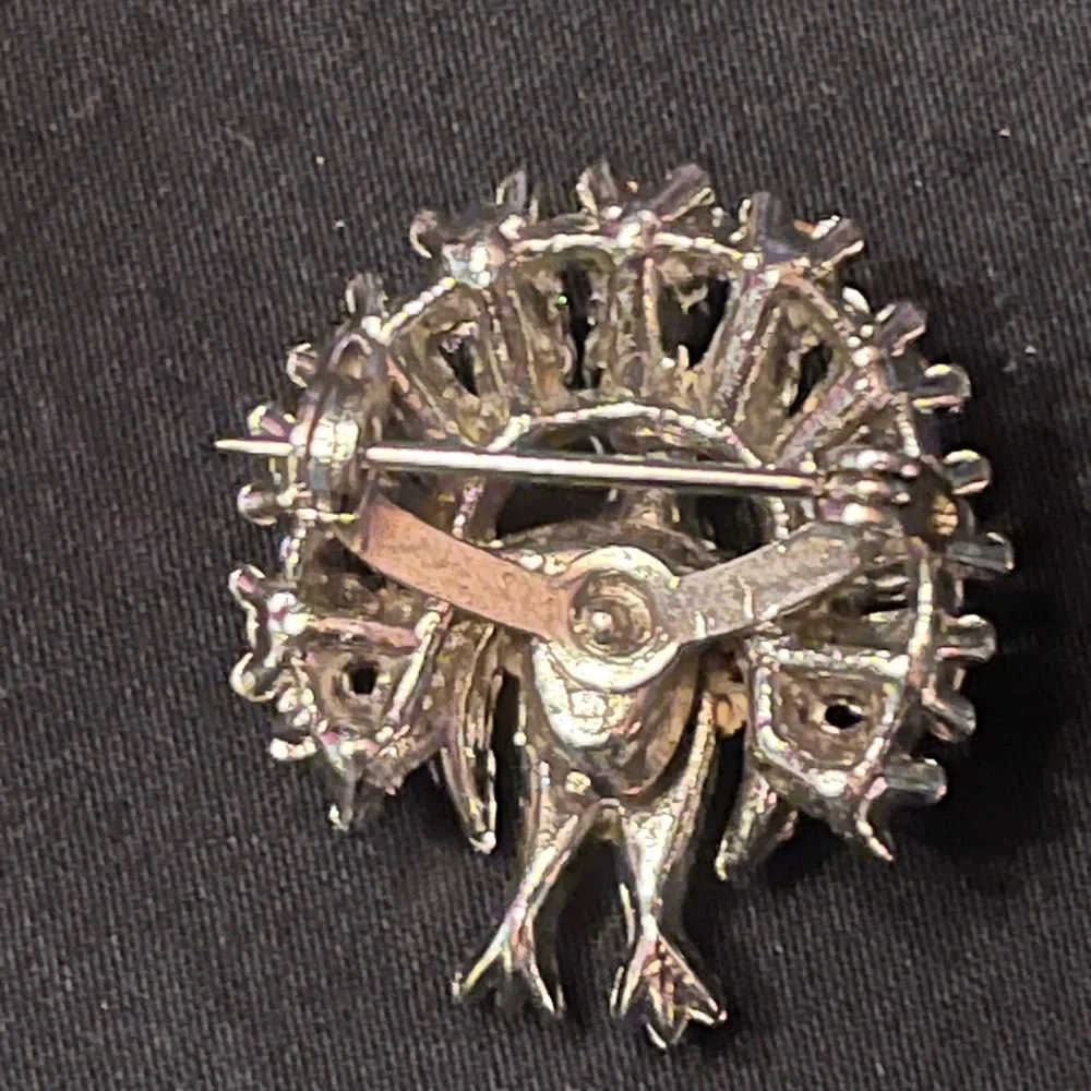 Vintage Silver Tone Rhinestone Crystal Peacock Brooch dainty
